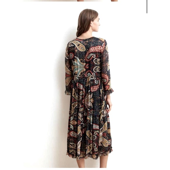 VELVET by Graham and Spencer 
GLIMMER DRESS - PAISLEY size Medium - Picture 2 of 14